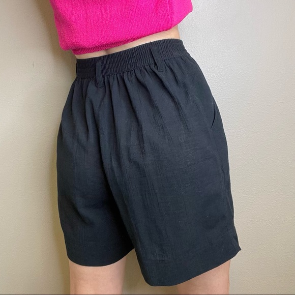 Vintage 90s black cotton gauze pleat front longline pull-on mom shorts LizWear S - Picture 3 of 17